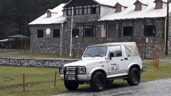 Suzuki Samurai Jeep