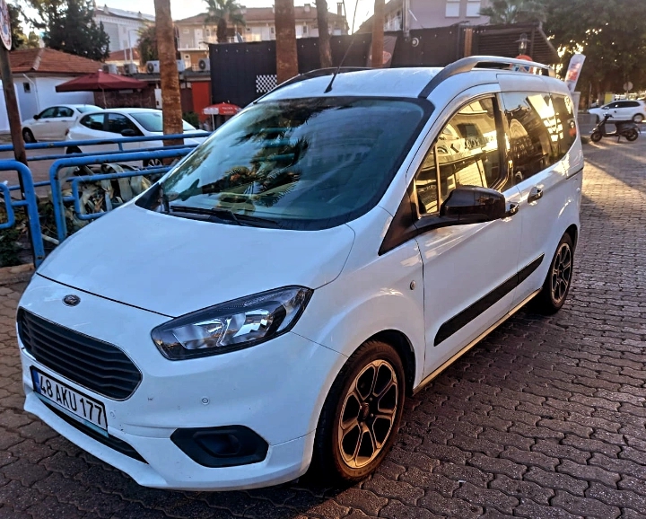 Marmaris Rent A Car Ford courier