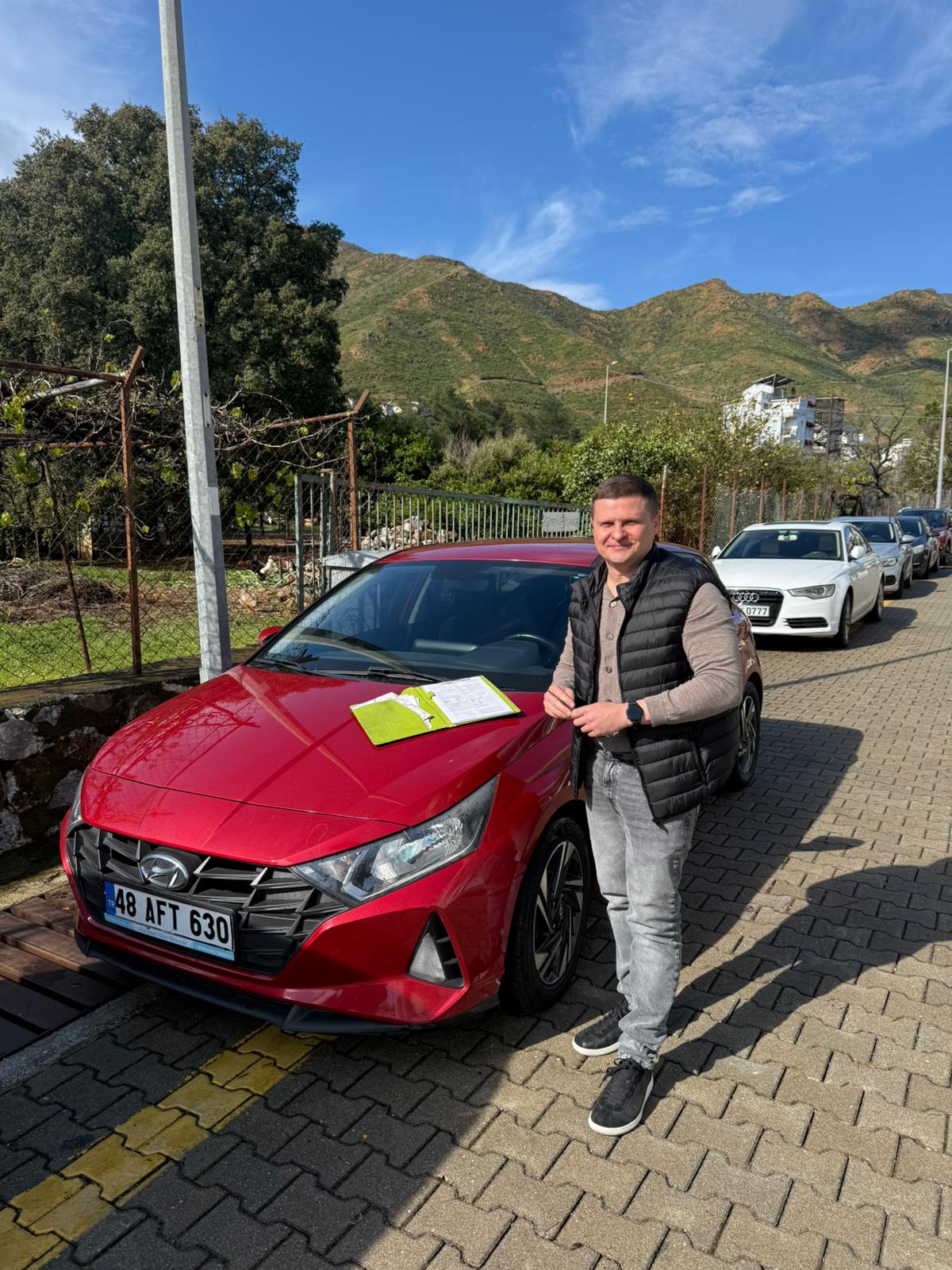 Reasons to Hire Self-Drive Hyundai i20 AT Car rom Aegean car rental